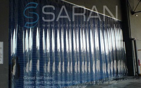 pvc-kapi-perdesi-1-saranpvcperde4